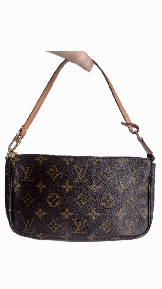 Louis Vuitton Pochette