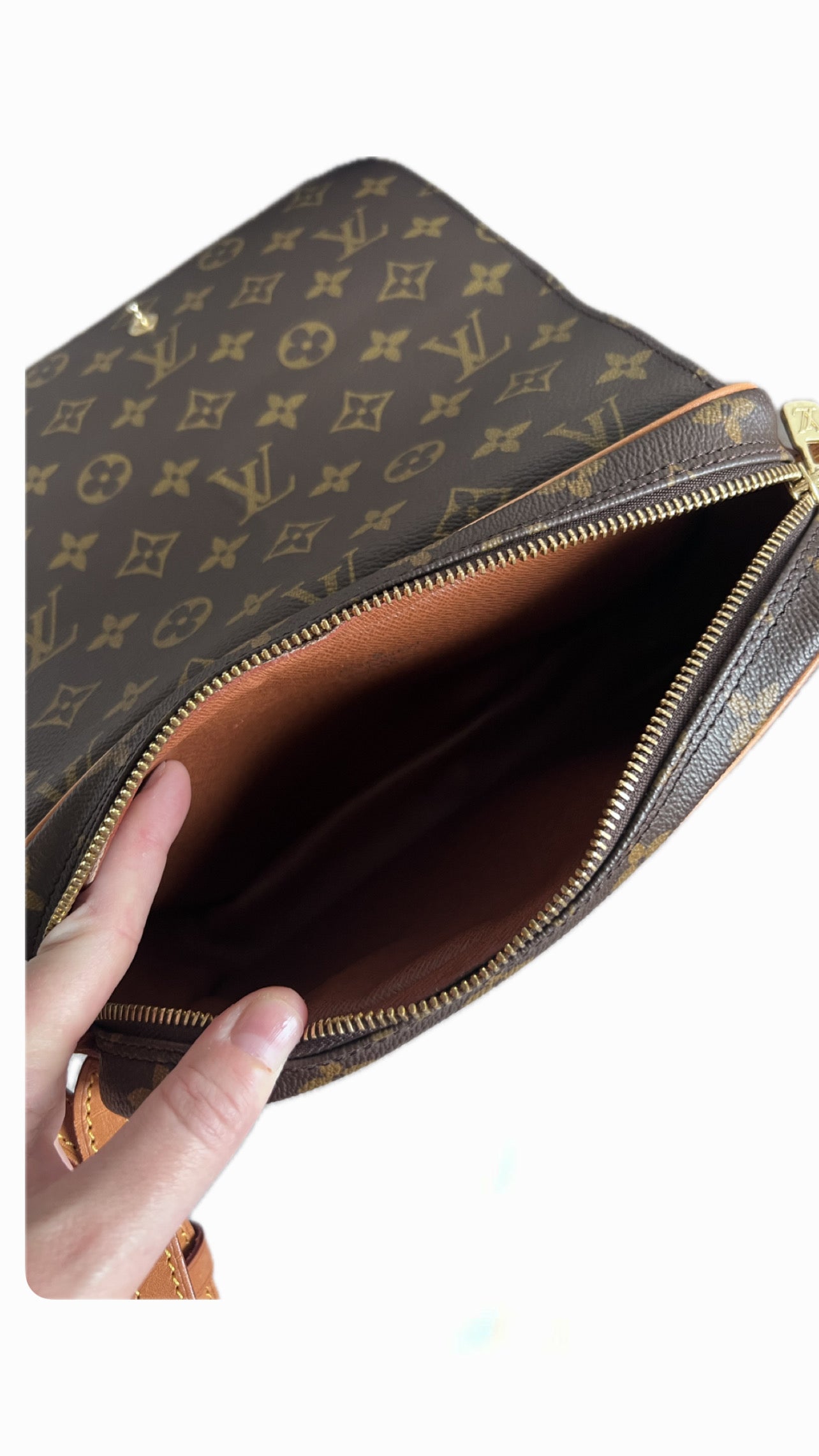 Louis Vuitton Saint Germain 24
