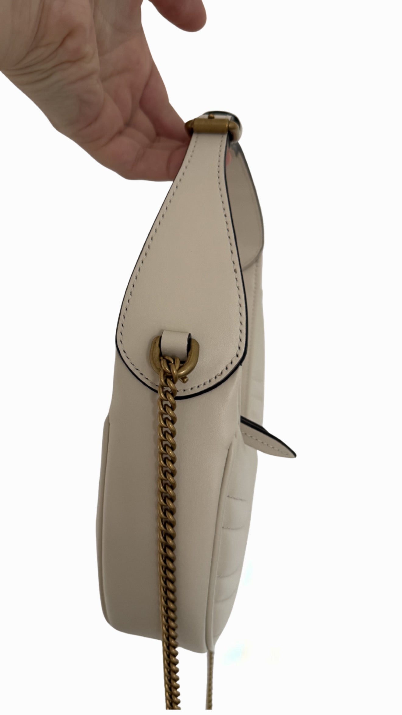 Gucci GG Marmont Small Shoulder Bag in White