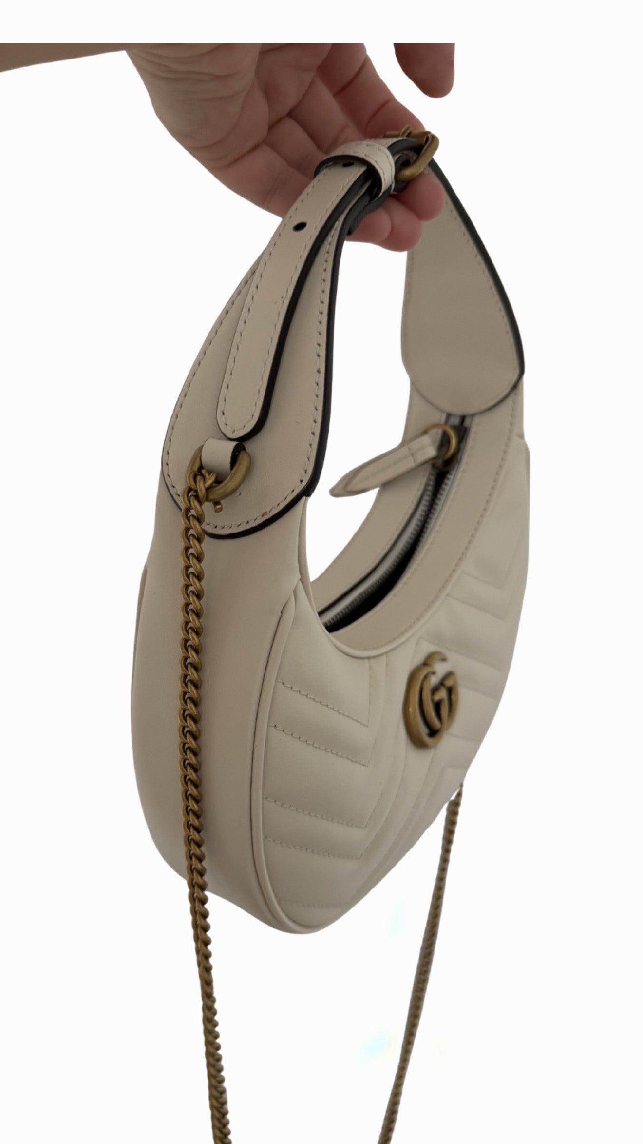 Gucci GG Marmont Small Shoulder Bag in White