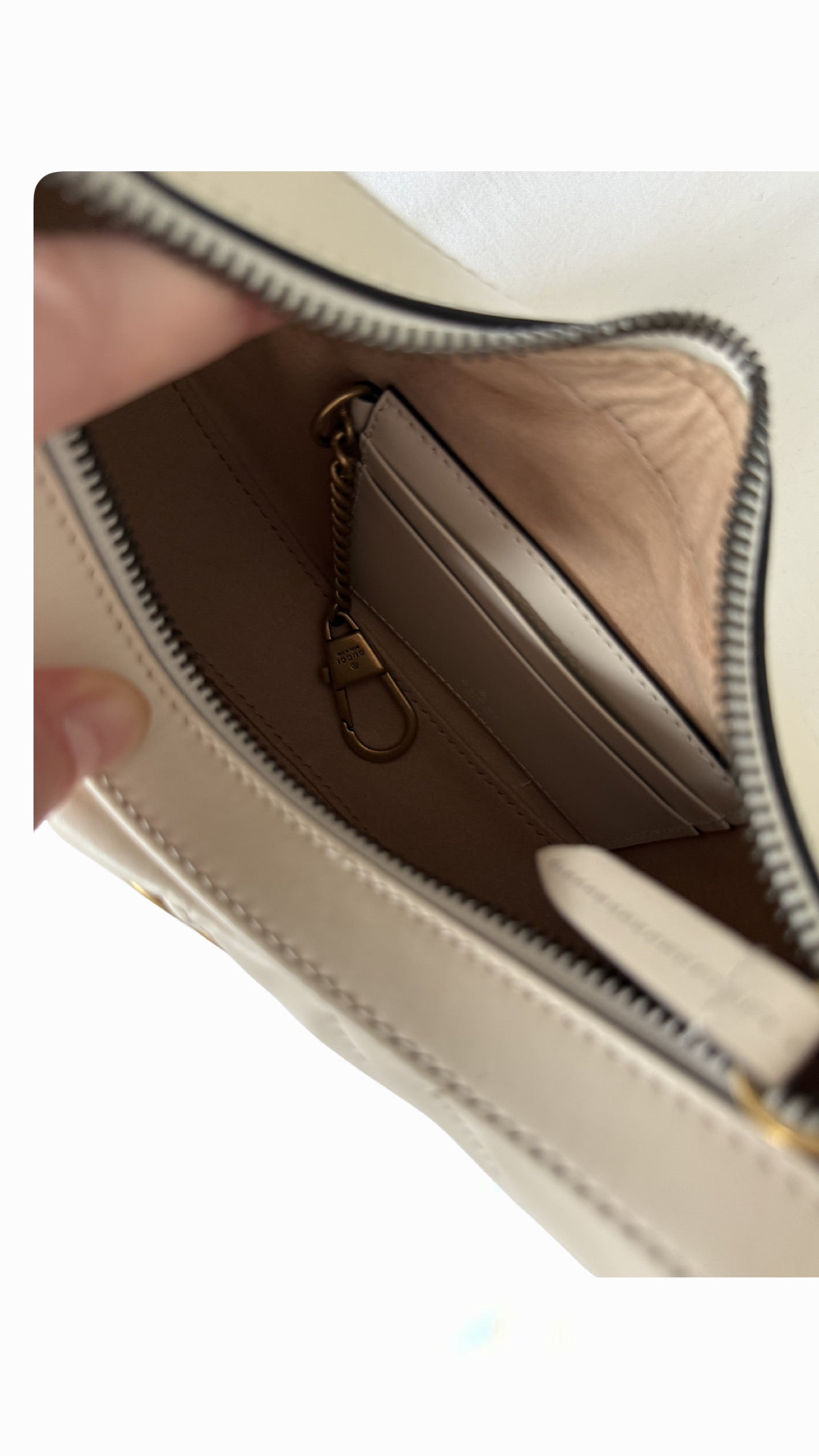 Gucci GG Marmont Small Shoulder Bag in White