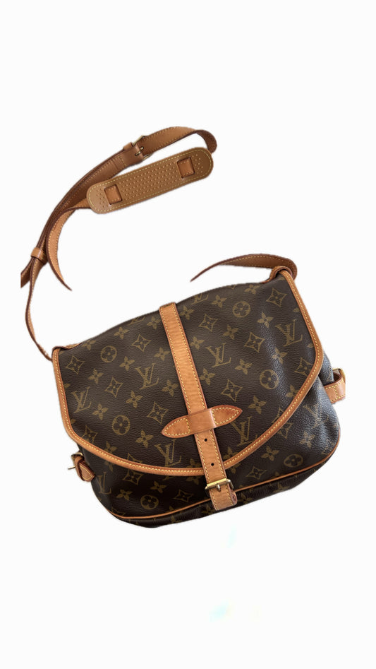 Louis Vuitton Saumur 30