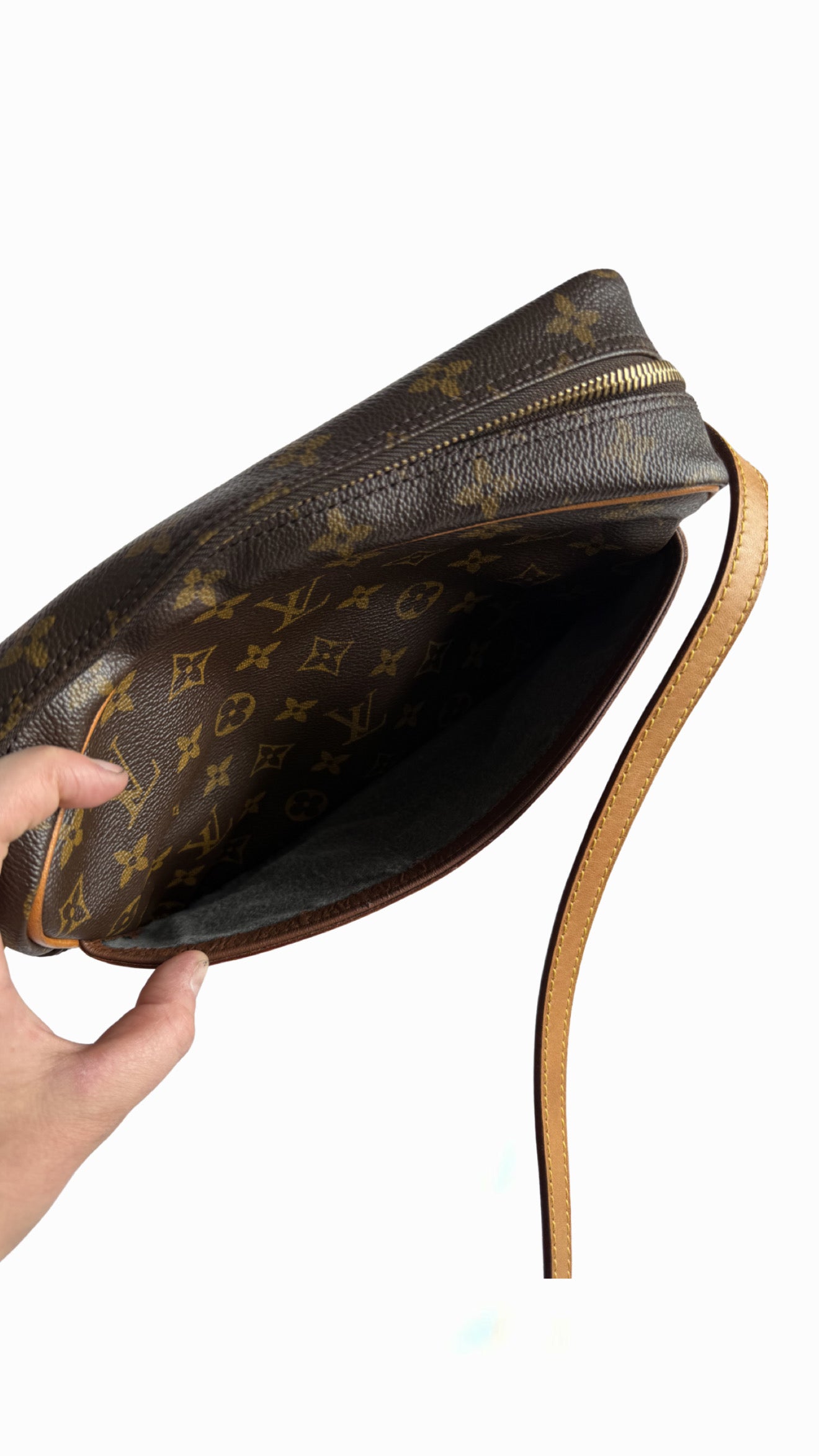Louis Vuitton Trocadero 27