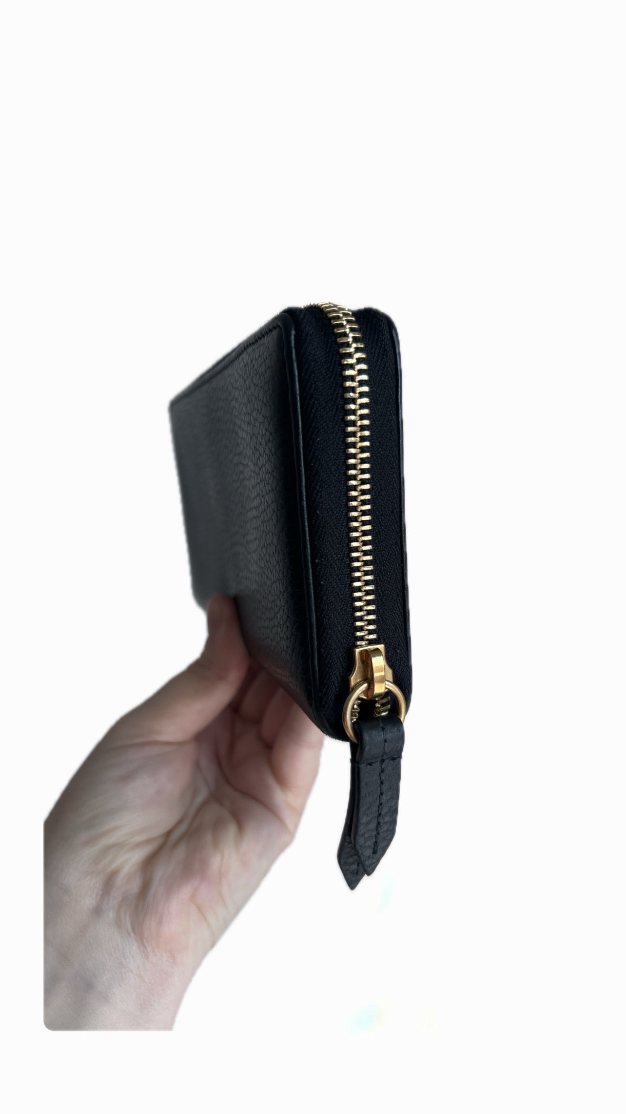 Gucci Zip Around Wallet